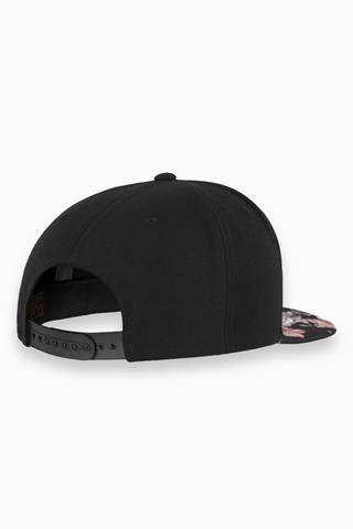 Snapback Cap Kappe Größenverstellbar mit Blumen und Kunstleder Patch in Schwarz von The Clue Clothing